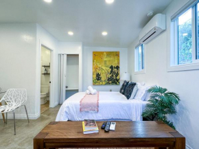 Monthier Guesthouse Venice Los Angeles